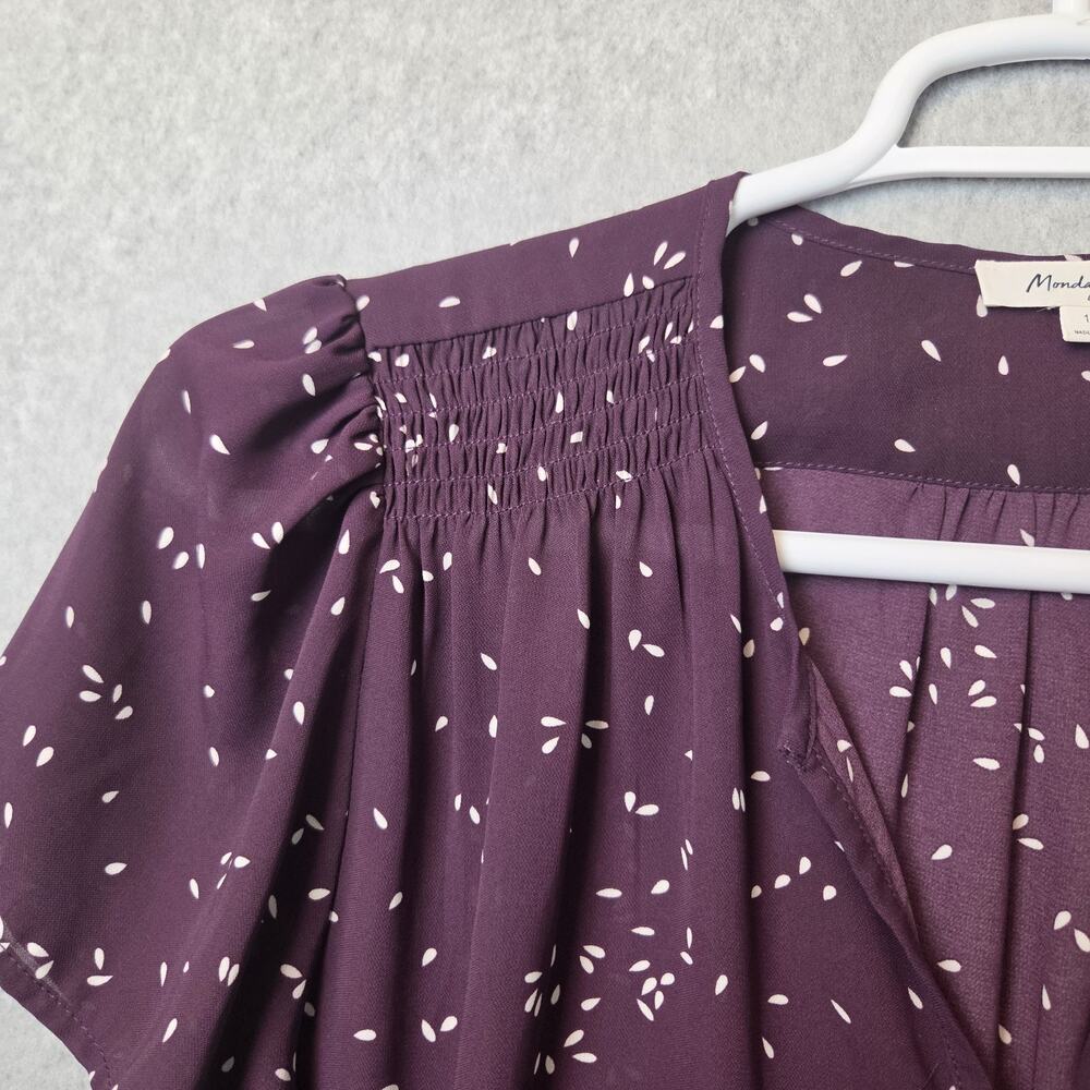 Monday Fun Plum Speckled SS Smocked Shoulders Split Neck Blouse Women's Plus 1X - Picture 4 of 12